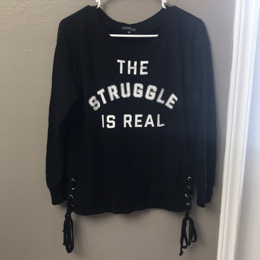 FIFTH SUN sweatshirt, size Medium